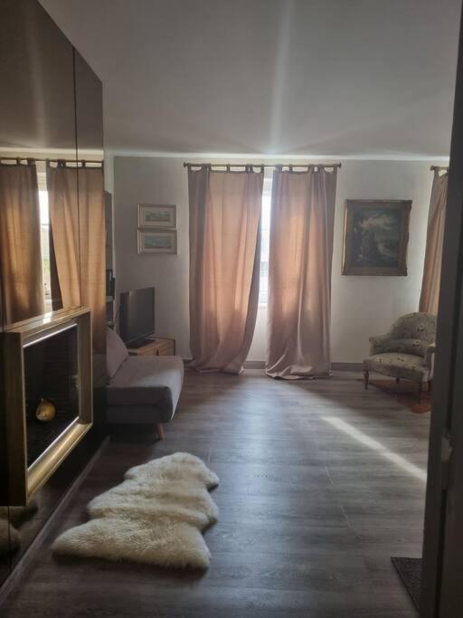 L'Ourse, Epinal,Tres Bel Appartement Quartier Port Екстериор снимка